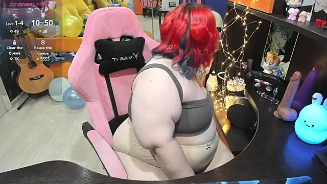 Softie Sofy online show from 6, 3, 2025