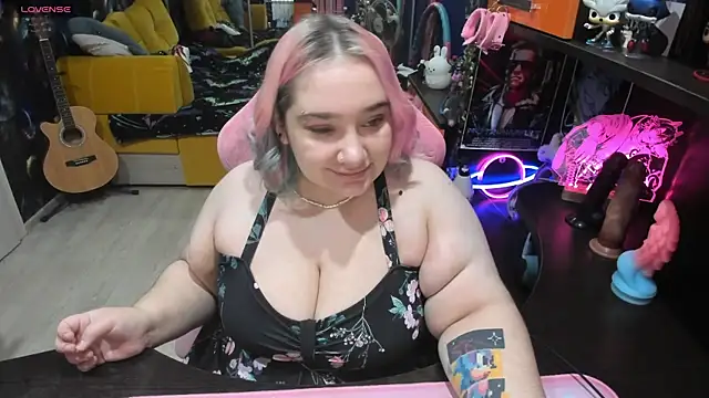 Softie Sofy online show from 23, 9, 2025