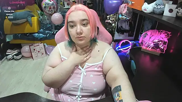 Softie Sofy online show from 6, 3, 2026