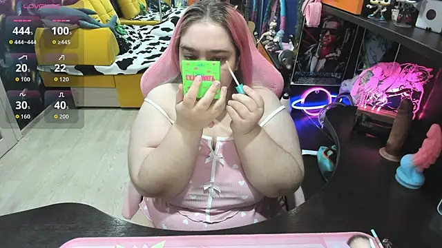 Softie Sofy online show from 7, 11, 2025