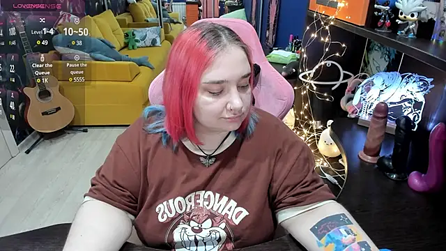 Softie Sofy online show from 18, 3, 2025