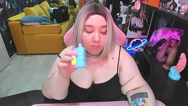Snapshot of Softie_Sofy chatting on 1, 7, 2026 Softie Sofy online show from 1, 7, 2026
