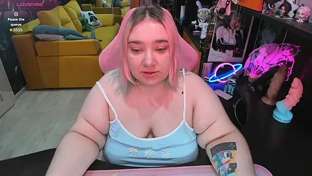 Snapshot of Softie_Sofy chatting on 8, 7, 2026 Softie Sofy online show from 8, 7, 2026