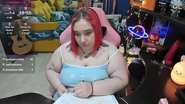 Softie Sofy online show from 13, 3, 2025