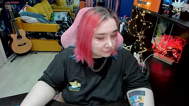 Softie Sofy online show from 22, 3, 2025