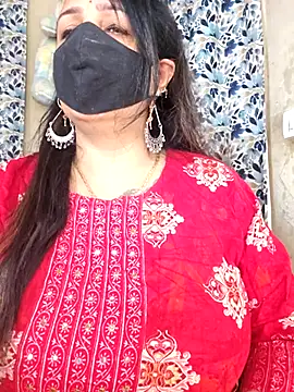 cute-tanvi online show from 11, 4, 2026