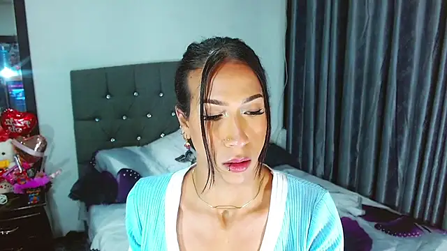 Kenisha Sweet online show from 24, 9, 2025