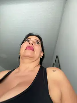 Snapshot of natural_bigboobs chatting on 8, 7, 2026 natural bigboobs online show from 8, 7, 2026