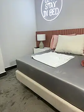 Snapshot of natural_bigboobs chatting on 1, 3, 2025 natural bigboobs online show from 1, 3, 2025