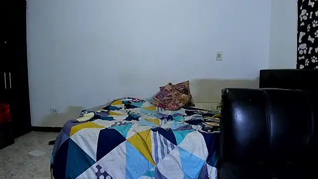 ares sexxx online show from 28, 10, 2025