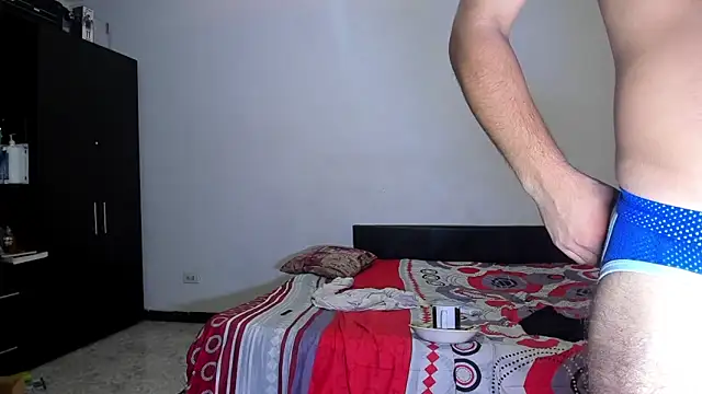 Snapshot of ares_sexxx chatting on 2, 2, 2026 ares sexxx online show from 2, 2, 2026