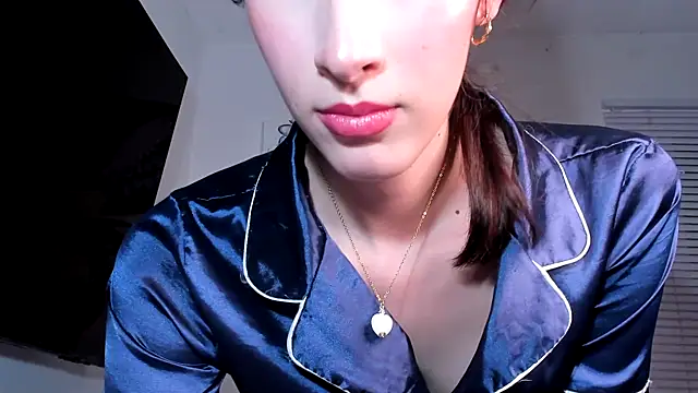 valeria gonzales  online show from 8, 3, 2025