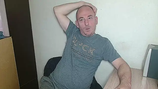 Snapshot of Johan___Barker chatting on 1, 2, 2026 Johan Barker online show from 1, 2, 2026