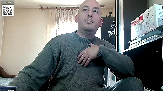 Snapshot of Johan___Barker chatting on 6, 3, 2025 Johan Barker online show from 6, 3, 2025