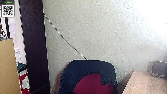 Snapshot of Johan___Barker chatting on 28, 2, 2025 Johan Barker online show from 28, 2, 2025