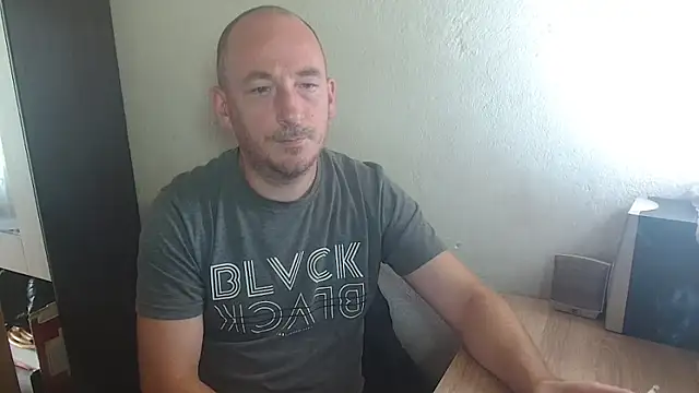 Snapshot of Johan___Barker chatting on 30, 9, 2025 Johan Barker online show from 30, 9, 2025