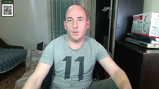 Snapshot of Johan___Barker chatting on 7, 2, 2025 Johan Barker online show from 7, 2, 2025