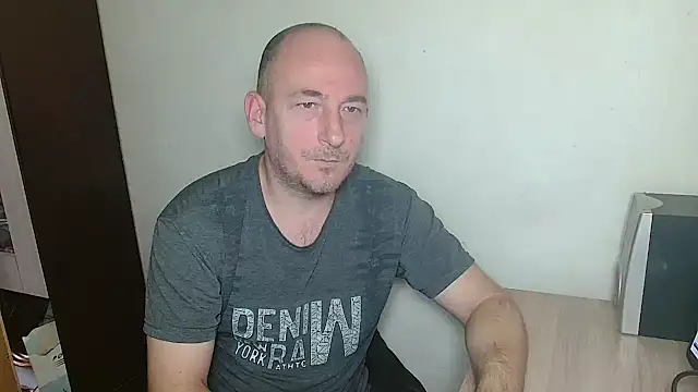 Johan   Barker online show from 21, 12, 2025