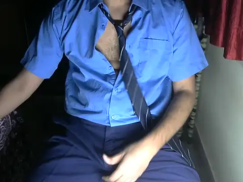 aloneboy1996 online show from 16, 9, 2025