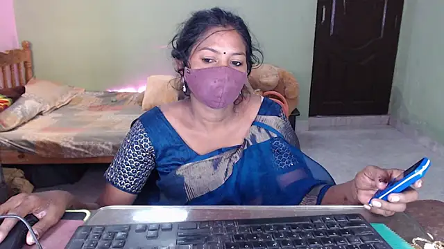 Snapshot of Novapol chatting on 30, 4, 2026 Novapol online show from 30, 4, 2026