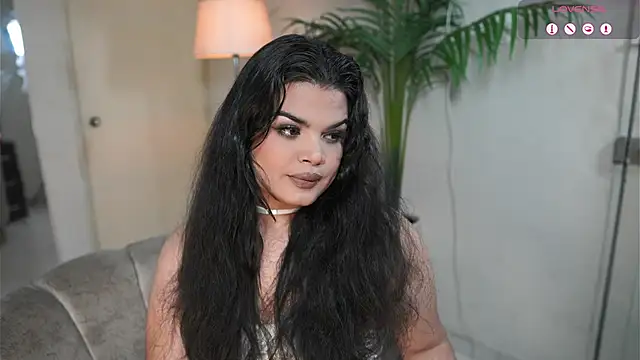 artechloe online show from 24, 9, 2025