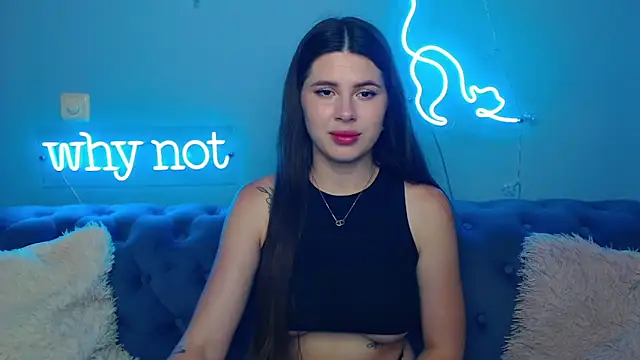 Snapshot of ViollinaLove chatting on 12, 6, 2026 ViollinaLove online show from 12, 6, 2026