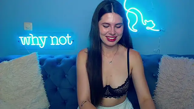 Snapshot of ViollinaLove chatting on 20, 6, 2026 ViollinaLove online show from 20, 6, 2026