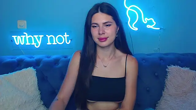 Snapshot of ViollinaLove chatting on 3, 7, 2026 ViollinaLove online show from 3, 7, 2026