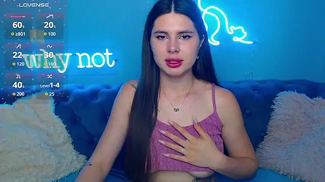 Snapshot of ViollinaLove chatting on 5, 6, 2026 ViollinaLove online show from 5, 6, 2026