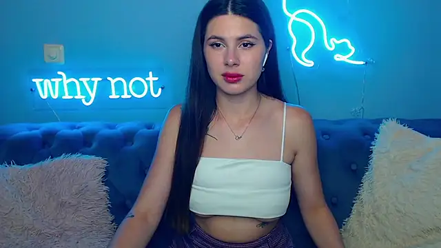 Snapshot of ViollinaLove chatting on 21, 6, 2026 ViollinaLove online show from 21, 6, 2026