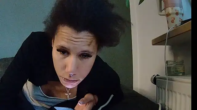 AaliyahHarris online show from 15, 3, 2026