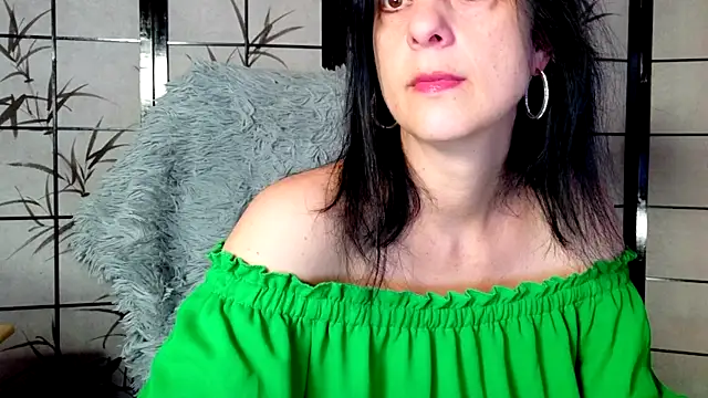  Sweetlonglips  online show from 1, 12, 2025