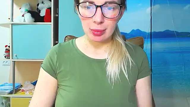 Snapshot of miaa_sunn chatting on 28, 11, 2025 miaa sunn online show from 28, 11, 2025