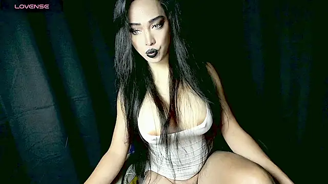 XXsexylongcockXX online show from 25, 2, 2026