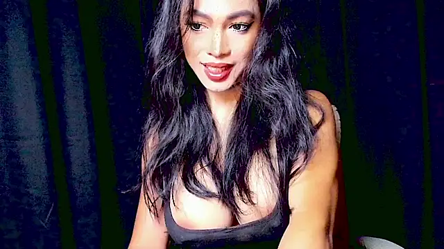 XXsexylongcockXX online show from 18, 5, 2026