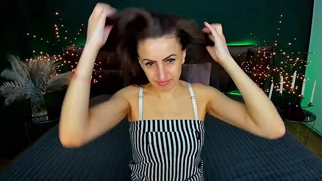 Rebecca Diamond online show from 23, 2, 2026