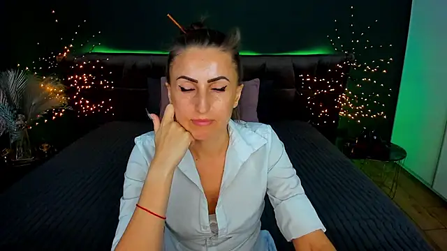 Rebecca Diamond online show from 20, 9, 2025