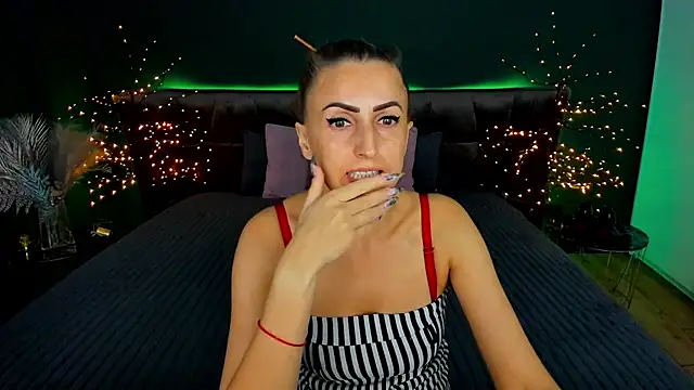 Rebecca Diamond online show from 22, 9, 2025