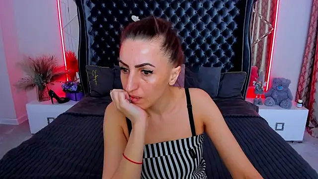 Snapshot of Rebecca_Diamond chatting on 26, 3, 2026 Rebecca Diamond online show from 26, 3, 2026