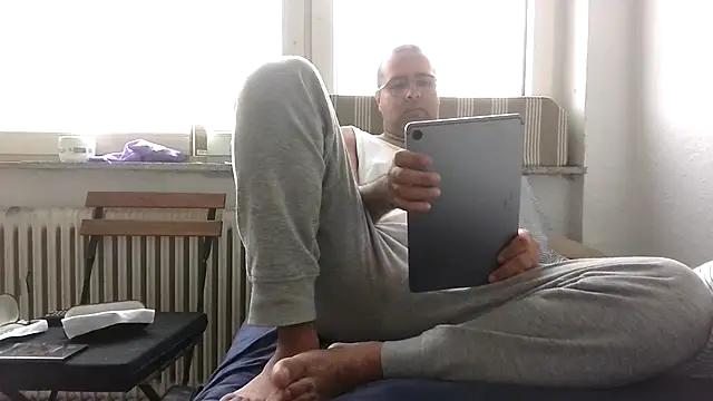 Azad64 online show from 14, 11, 2025