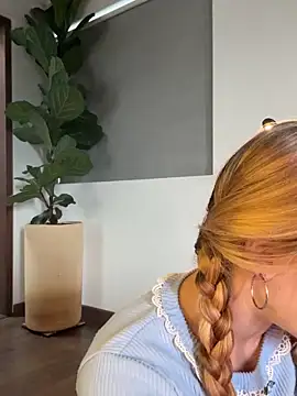 curchez  online show from 13, 4, 2026