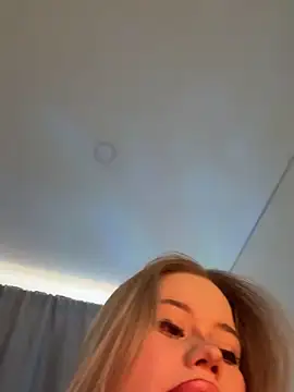 curchez  online show from 19, 2, 2025