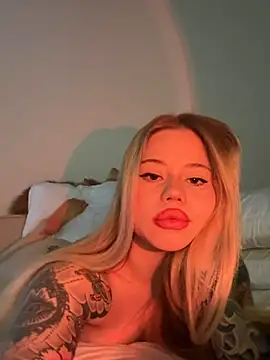 curchez  online show from 7, 3, 2025