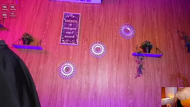 Snapshot of hot_princess21 chatting on 9, 3, 2025 hot princess21 online show from 9, 3, 2025