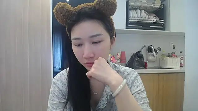 Asiagirll online show from 7, 7, 2026
