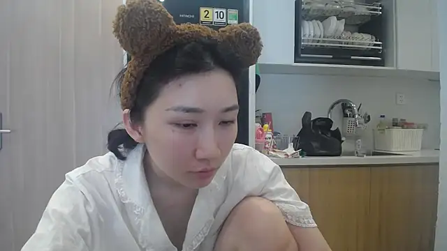 Asiagirll online show from 15, 6, 2026