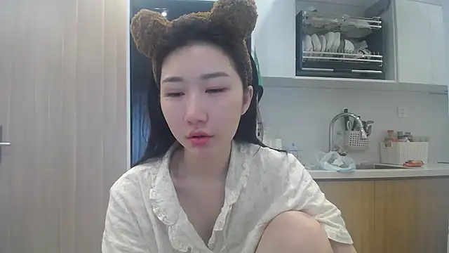 Asiagirll online show from 12, 5, 2026