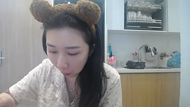 Asiagirll online show from 10, 7, 2026