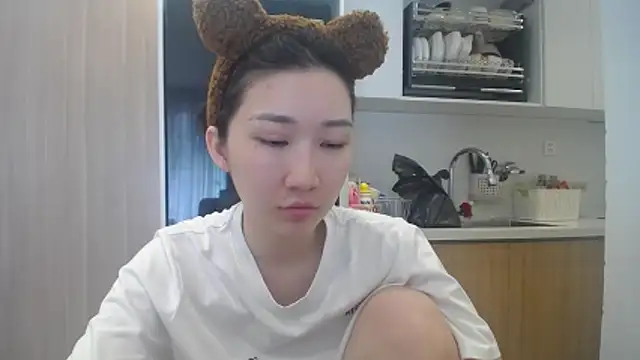 Asiagirll online show from 17, 6, 2026