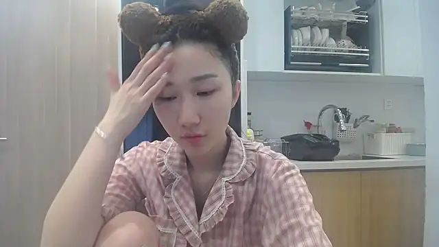 Asiagirll online show from 1, 7, 2026